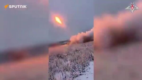 🇷🇺 Оросын Град олон хөөргөх пуужингийн системийн анги Украины бэхлэлтэд цохилт өгч, Покровск (Красноармейск)-ын ойролцоох цэргийн ангийн ээлж солилцох ажиллагааг тасалдуулжээ - Sputnik Монгол Улс