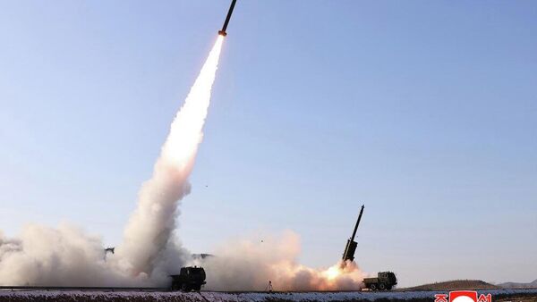 🇰🇵 Умард Солонгос том калибрын пуужин харвагчийг туршив - Sputnik Монгол Улс