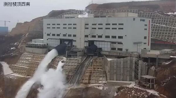 🇨🇳Хятад улс 240 тонн жинтэй арилжааны, давтан ашиглах пуужингийн хөдөлгүүр 200 секундын турш амжилттай харваж, дэлхийн хэмжээний түвшинд хүрсэн гэж Хятадын Сансар судлалын шинжлэх ухаан, технологийн корпораци (CASC) мэдэгдэв - Sputnik Монгол Улс