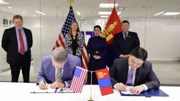 🇲🇳🇺🇲 АНУ-ын Худалдаа, хөгжлийн агентлаг (USTDA)-аас монголын талд техникийн буцалтгүй тусламж олгох хэлэлцээрт гарын үсэг зурлаа - Sputnik Монгол Улс
