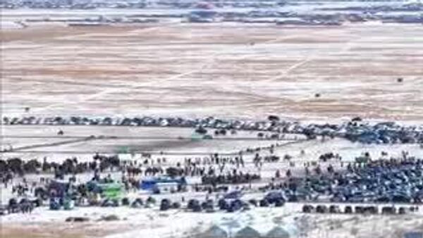 🇲🇳 Монгол улсдаа тэмээн сүргээрээ тэргүүлэгч Өмнөговь аймагт Түмэн тэмээний баяр боллоо - Sputnik Монгол Улс