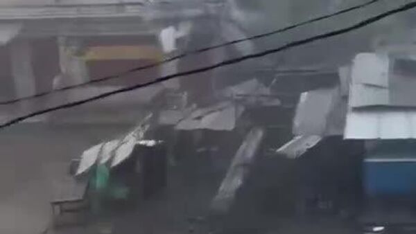 ▶️ Мадагаскарын зүүн эрэгт хүчтэй халуун орны Гезани хар салхи дайран өнгөрснийг тус улсын Гамшгийн эрсдэлийн удирдлагын үндэсний товчооны мэдэгдэлд дурджээ - Sputnik Монгол Улс