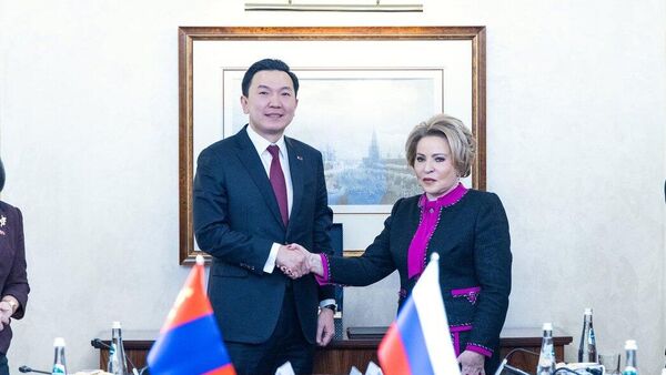 🇲🇳🇷🇺 Улсын Их Хурлын дарга, Холбооны Зөвлөлийн дарга В - Sputnik Монгол Улс