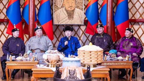 🇲🇳 Дэлхийд ондооших өв соёл, тусгаар улсынхаа үнэт бүхнийг нандигнан хайрлаж, түгээн дэлгэрүүлэх зорилгоор “Үндэсний Дархлаа” санаачилга гаргалаа - Sputnik Монгол Улс