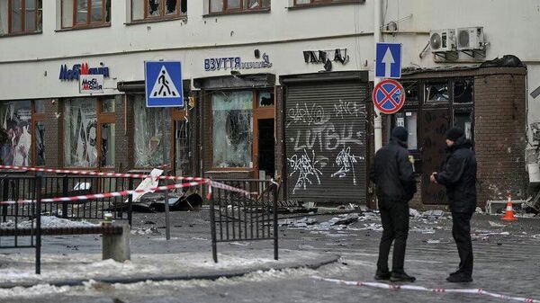 Орос Украины эсрэг өргөн цар хүрээтэй пуужин, дроны довтолгоо хийв - Sputnik Монгол Улс