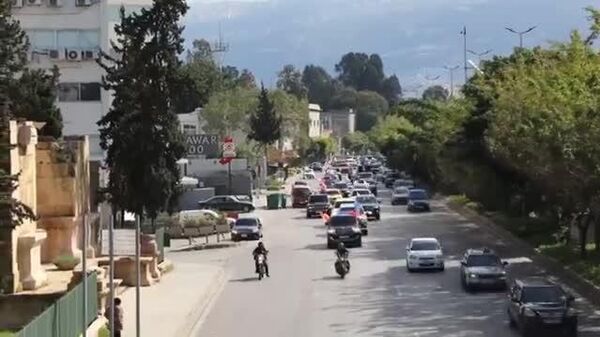 🇱🇧🇷🇺 Бейрут хотод Эх орон хамгаалагчдын өдрийг тохиолдуулан өргөн хүрээтэй авто жагсаал болов - Sputnik Монгол Улс