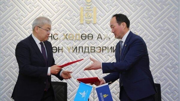 🇲🇳 Монгол Улсын Ерөнхийлөгчийн санаачилсан “Цагаан алт” хөдөлгөөний хүрээнд 2026 онд олгох хөнгөлөлттэй зээлийн санхүүжилтийн гэрээнд гарын үсэг зурлаа - Sputnik Монгол Улс