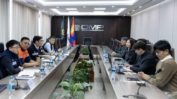 🇲🇳🇰🇷 БНСУ-ын тэргүүлэгч Поско компанийн төлөөлөгчидтэй гангийн үйлдвэрлэлийг хөгжүүлэх чиглэлээр хамтын ажиллагааг өргөжүүлэх боломжийн талаар хэлэлцэв - Sputnik Монгол Улс