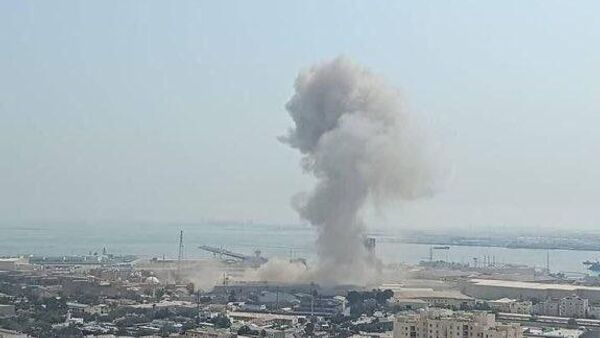 ❗️ Иран Бахрейнд цохилт өгсөн талаар мэдээлэв ❗️ Иран Бахрейнд цохилт өгсөн талаар мэдээлэв - Sputnik Монгол Улс