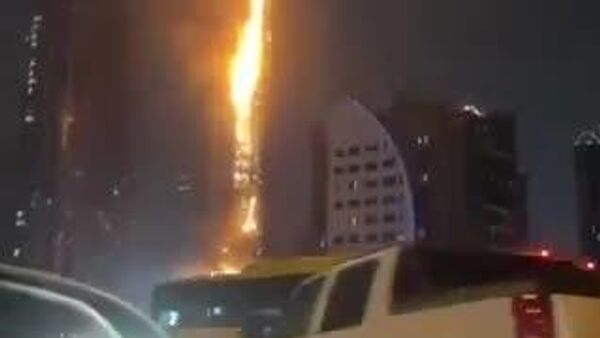 📹Шуурхай мэдээ | Ираны талаас Бахрейн дахь өндөр цамхагт цохилт өгч их хэмжээний гал гарч байна - Sputnik Монгол Улс