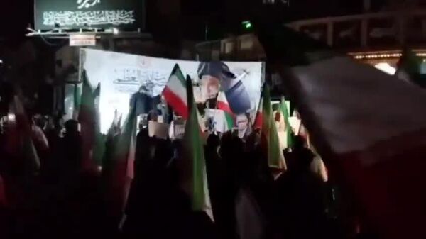 🚨🇮🇷 Иранд хийсэн АНУ-Израилын халдлагын хохирогчдын дурсгалд зориулж Тегеранд томоохон хэмжээний жагсаал болов - Sputnik Монгол Улс