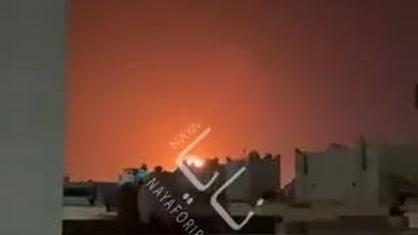 📹🇧🇭 Бахрейнд байрлах АНУ-ын Тавдугаар флотын баазын ойролцоо дэлбэрэлт болжээ - Sputnik Монгол Улс