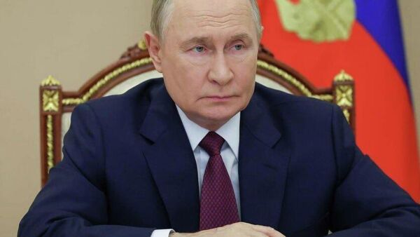 🇷🇺🇮🇷 Путин Али Ларижани амиа алдсан явдалд Ираны удирдагчид эмгэнэл илэрхийлэв - Sputnik Монгол Улс