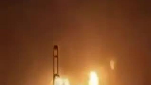 🚨 Катар улс дэлхийн хамгийн том шингэрүүлсэн байгалийн хийн цогцолборт халдлага үйлдсэний дараа Ираны цэргийн атташе болон аюулгүй байдлын асуудал хариуцсан атташег “үл таашаагдах этгээд” /persona non grata/ гэж зарлажээ - Sputnik Монгол Улс