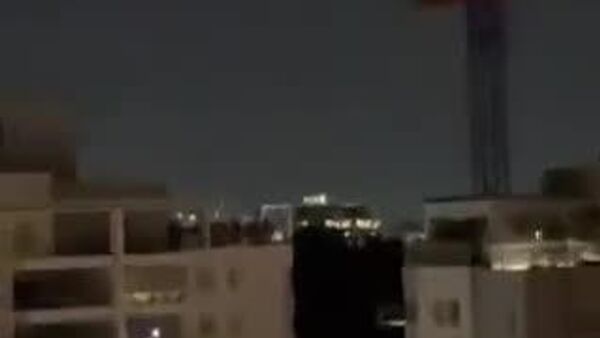 💥 Иран Израилын төв хэсэгт пуужингийн цохилт өгчээ 💥 Иран Израилын төв хэсэгт пуужингийн цохилт өгчээ - Sputnik Монгол Улс