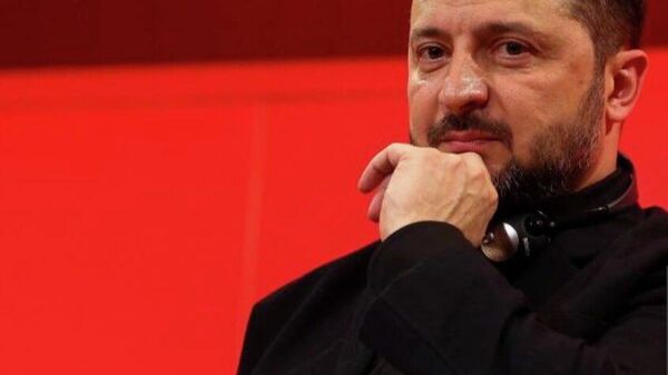 ОХУ-ын нефтийн үйлдвэрүүд рүү чиглэсэн довтолгоог багасгах хүсэлтийг зарим холбоотнууд Украины талд уламжилсан талаар Владимир Зеленский мэдэгдлээ ОХУ-ын нефтийн үйлдвэрүүд рүү чиглэсэн довтолгоог багасгах хүсэлтийг зарим холбоотнууд Украины талд уламжилсан талаар Владимир Зеленский мэдэгдлээ - Sputnik Монгол Улс