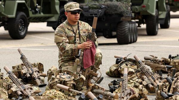 🚨🇺🇸 Иран АНУ-ын цэргийн төсвийг шавхаж байгаатай холбогдуулан Пентагон зэвсгийн зардлаа огцом нэмэгдүүлэхээр бэлтгэж байна - Sputnik Монгол Улс