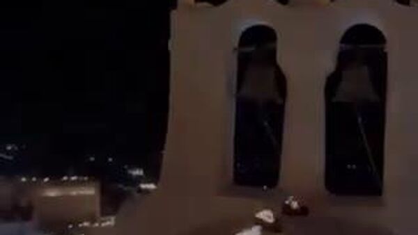 🕯 Грекийн Санторини арал дээрх Улаан өндөгний баяр - Sputnik Монгол Улс