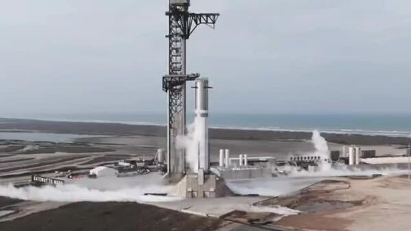 🚀 Элон Маскийн үүсгэн байгуулсан SpaceX корпораци 33 хөдөлгүүртэй Super Heavy V3 хөдөлгүүр анх удаа амжилттай ажиллаж эхэлснийг мэдэгдэв - Sputnik Монгол Улс