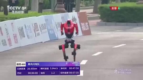 🤖 Хүн дүрст роботууд Бээжинд дэлхийн ​​хагас марафоны дээд амжилтыг эвдлээ - Sputnik Монгол Улс