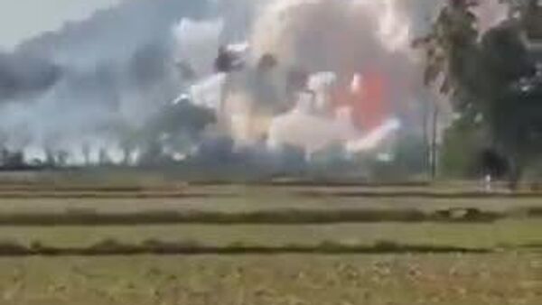 🚨🇮🇳 Энэтхэгт салют буудуулах үйлдвэрт томоохон дэлбэрэлт болж, дор хаяж 12 хүн амиа алджээ - Sputnik Монгол Улс