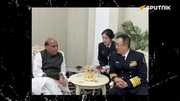 🇮🇳🤝🇷🇺 Энэтхэгийн Батлан хамгаалахын сайд ШХАБ-ын Батлан хамгаалахын сайд нарын уулзалтын үеэр ОХУ-ын Андрей Белоусов болон БНХАУ-ын Дун Жүн нартай тус тус хоёр талын уулзалт хийлээ - Sputnik Монгол Улс