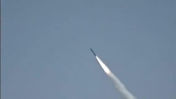🚨🇵🇰 Пакистан 400 км-ийн тусгалтай өндөр нарийвчлалтай Фатех-II пуужинг туршжээ - Sputnik Монгол Улс
