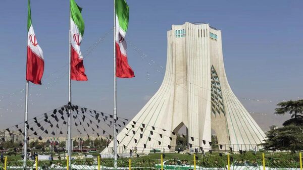 🇮🇷 Иран Арабын Нэгдсэн Эмират улсын мэдэгдлийг няцаав - Sputnik Монгол Улс