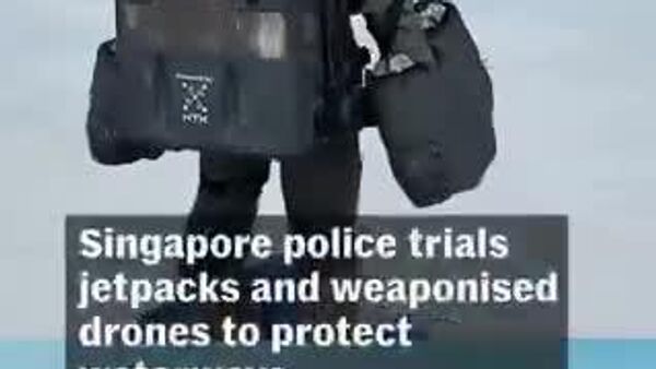 🇸🇬 Сингапур Эргийн харуул болон цагдаагийн тусгай албаныхан Төмөр хүн шиг тийрэлтэт хувцасыг тусгай ажиллагаанд ашиглахаар туршиж эхлээд байна - Sputnik Монгол Улс