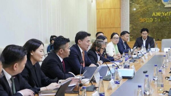 🇲🇳 “Оюутолгой” төслийн менежментийн төлбөрийг хоёр дахин багасгах тохиролцоонд хүрчээ - Sputnik Монгол Улс