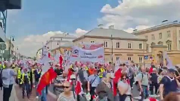 🇵🇱 Польшийн Варшав хотод томоохон хэмжээний эсэргүүцлийн жагсаал болж байна - Sputnik Монгол Улс