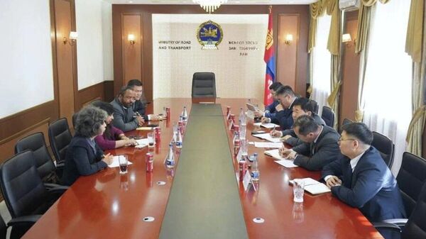 🛣️ Дэлхийн Банкнаас Монгол улсын зам, тээврийн салбарт хөрөнгө оруулж, хамтын ажиллагааг өргөжүүлнэ - Sputnik Монгол Улс