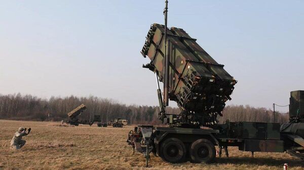 🚨🇷🇺 Оросын цэргүүд Чернигов мужид Patriot пуужин хадгалж байсан Украины Зэвсэгт хүчний агуулахыг устгажээ - Sputnik Монгол Улс