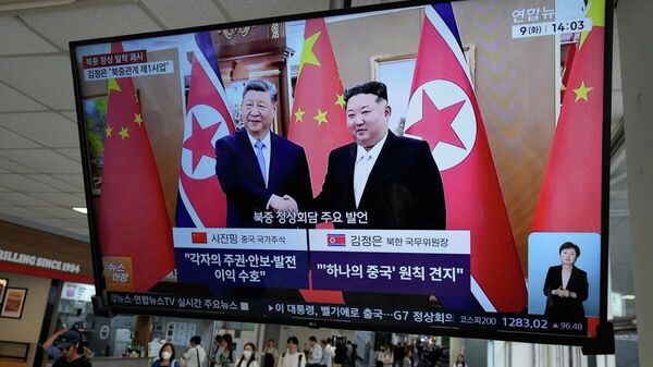 🇨🇳🇰🇵 Ши Жиньпин: Умард Солонгост айлчлах үеэрээ Ким Жөн Унтай “чухал зөвшилцөлд” хүрсэн - Sputnik Монгол Улс