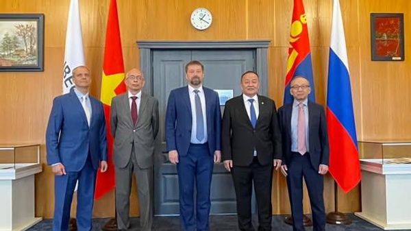 🇲🇳🇷🇺 Монгол Улсаас ОХУ-д суугаа Онц бөгөөд Бүрэн эрхт Элчин сайд Д 🇲🇳🇷🇺 Монгол Улсаас ОХУ-д суугаа Онц бөгөөд Бүрэн эрхт Элчин сайд Д - Sputnik Монгол Улс