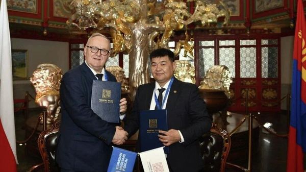 🇲🇳🇵🇱 “Чингис хаан” үндэсний музейн захирал, академич С 🇲🇳🇵🇱 “Чингис хаан” үндэсний музейн захирал, академич С - Sputnik Монгол Улс