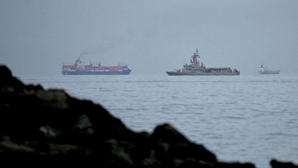 🇮🇷 Иран: Ормузын хоолойн асуудалд гаднын орнууд оролцох эрхгүй - Sputnik Монгол Улс