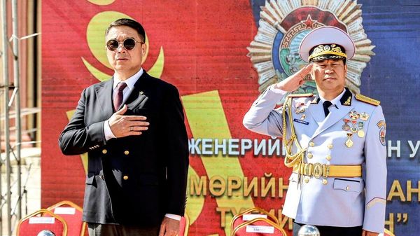 🇲🇳 Зэвсэгт хүчний барилга-инженерийн цэргийн удирдах газар “Хөдөлмөрийн гавьяаны улаан тугийн одон”-г өвлөн авлаа - Sputnik Монгол Улс