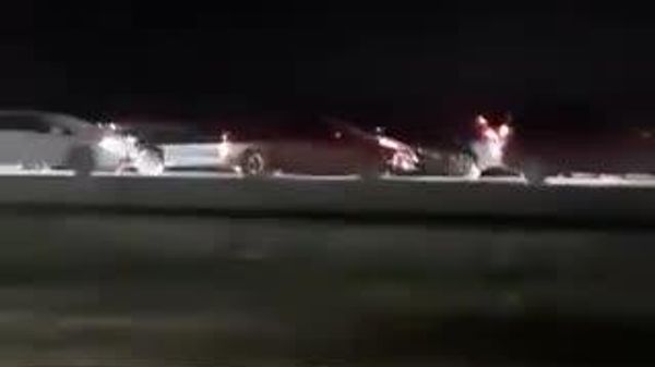 🚨 Хүй долоон худгийн түгжрэл түмэн морьтны жагсаал шиг дээд амжилт эвдэж, 5-6 цаг байрнаасаа хөдлөлгүй таг зогсжээ - Sputnik Монгол Улс