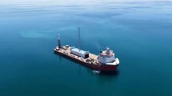 🇨🇳 Хятад улс далайгаас Smart Dragon-3 хөөргөх пуужинг амжилттай хөөргөж, хиймэл оюун ухаанаар тоноглогдсон хоёр ухаалаг хиймэл дагуулыг тойрог замд орууллаа - Sputnik Монгол Улс