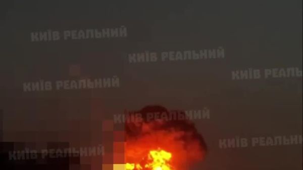 🚨 Киевийн бүс нутагт асар том мөөг хэлбэрийн утаан багана үүсжээ - Sputnik Монгол Улс