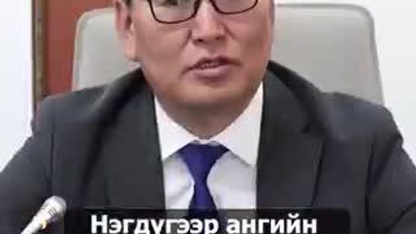 Нэгдүгээр ангийн сурах бичиг аравдугаар сарын 1-нд буюу “Би сурагч боллоо” дэвтрийг судалж дуусах үед бэлэн болгож, сургуулиудад хүргэнэ - Sputnik Монгол Улс