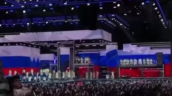🇷🇺 ОХУ-ын Екатеринбург хотноо 191 орны төлөөлөгч оролцсон олон улсын залуучуудын наадам эхэллээ - Sputnik Монгол Улс