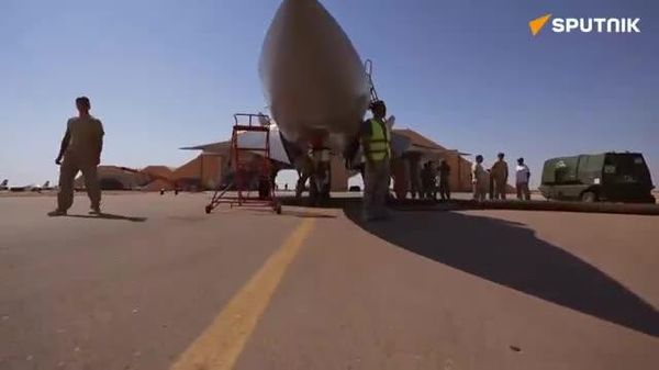 🇷🇺🪖 Su-57E сөнөөгч онгоц дахин 1,000 км нисэх хэмжээний түлштэй газарджээ - Sputnik Монгол Улс