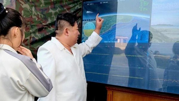 🇰🇵 КНДР шинэ гиперсоник пуужингийн системээ амжилттай туршжээ - Sputnik Монгол Улс