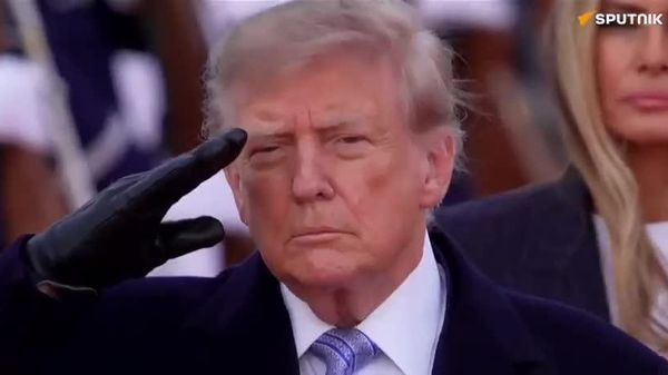 🇺🇸🇨🇳 Трамп Си Жиньпинийг бөмбөгдөгч онгоцны үзүүлбэрээр угтжээ - Sputnik Монгол Улс