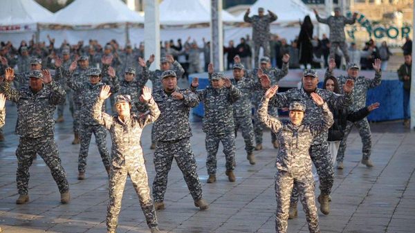 🇲🇳 Онцгой байдлын алба хаагчид өглөөний дасгал хийхийг хэвшүүлж байна - Sputnik Монгол Улс