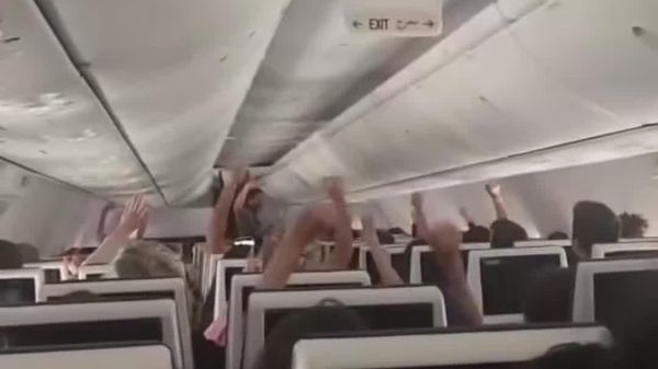 🛫 Flydubai-ийн онгоцонд нисгэгчид хутгалдсан гэх мэдээлэл цацагджээ - Sputnik Монгол Улс
